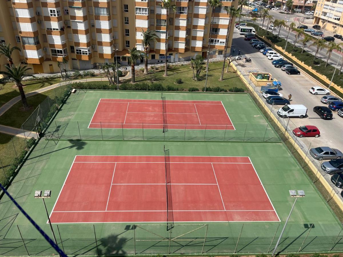 Estudio Fran Centro Internacional Альгарробо-Коста Экстерьер фото